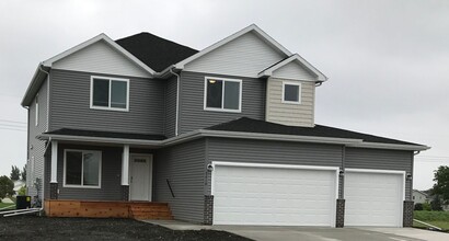 Building Photo - 3419 47th Ave S