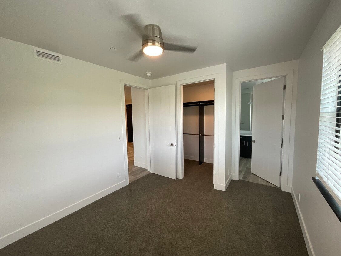 2051 Cross Street, Unit 305 Condo for Rent in Carbondale, CO