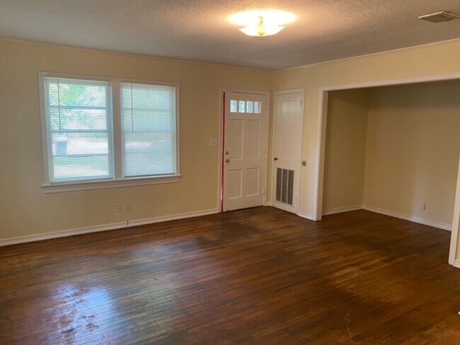 Building Photo - Cozy 3bed/1bath in Valdosta, Ga