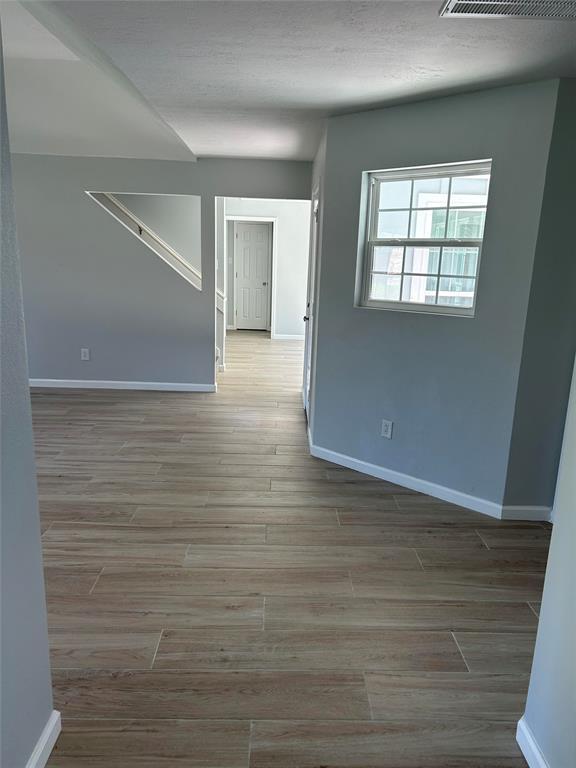 Building Photo - 12702 Riverbend Dr