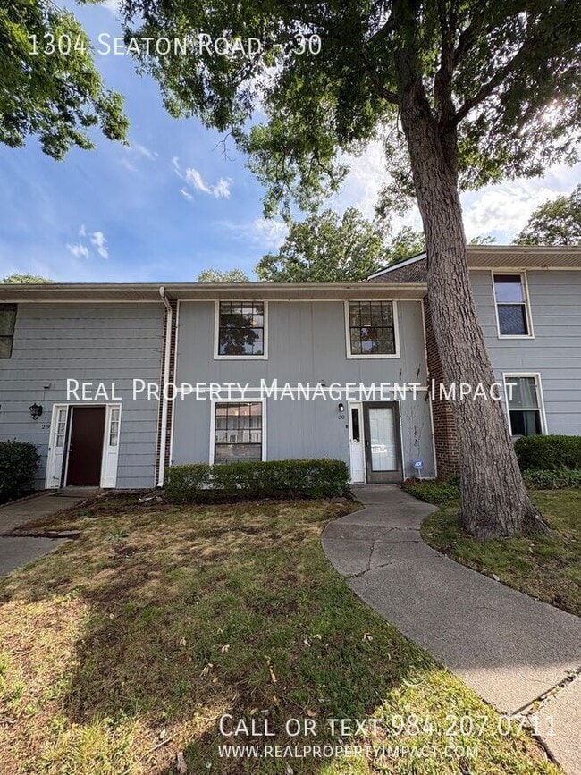 Photo - 1304 Seaton Rd Townhome