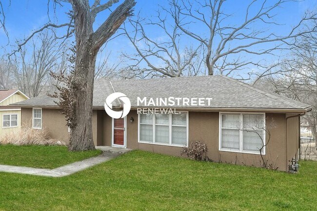 Foto del edificio - 3 Bedroom Pet-Friendly Home in Kansas City, MO with Main Street Renewal