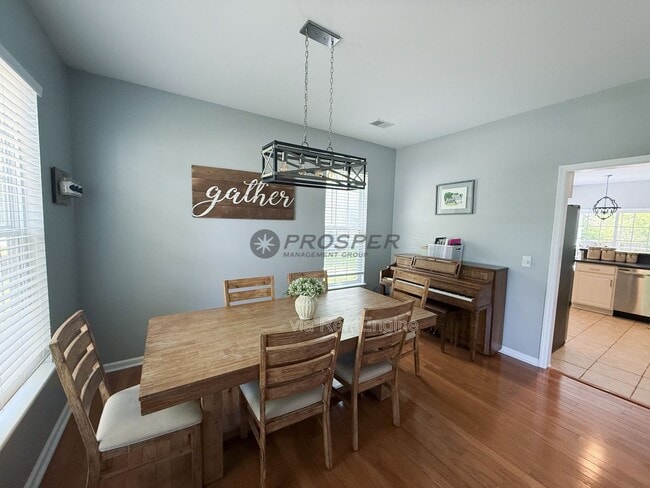 Foto del edificio - 833 Paran Oaks Dr