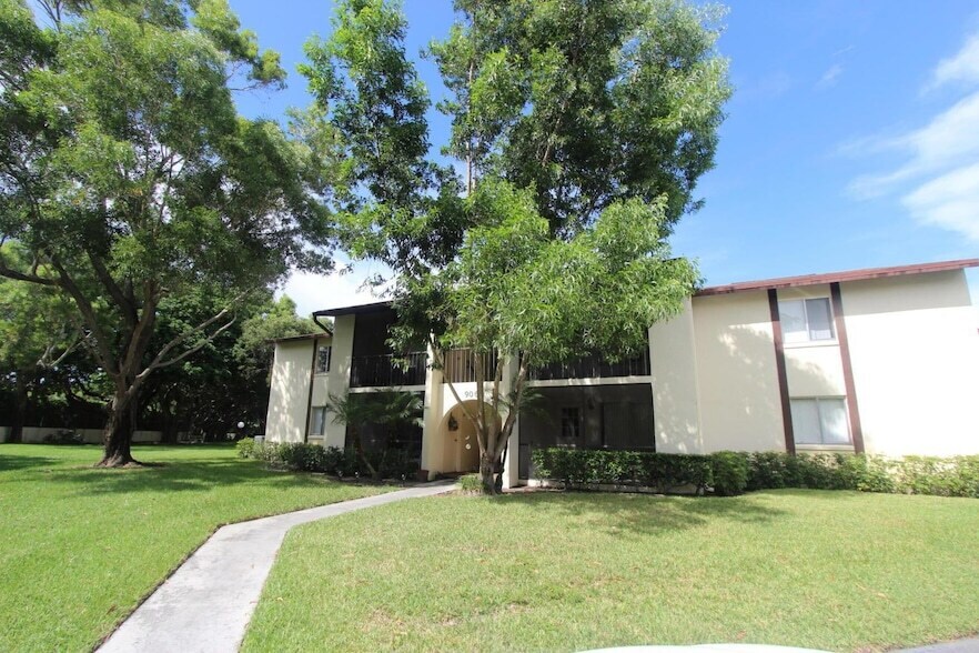 4779 Sable Pine Cir Unit B1, West Palm Beach, FL 33417 Condo for Rent