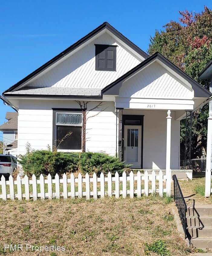 2 br, 1 bath House 2617 Renick Street House Rental in Saint Joseph