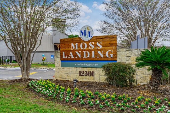 Foto del edificio - Moss Landing