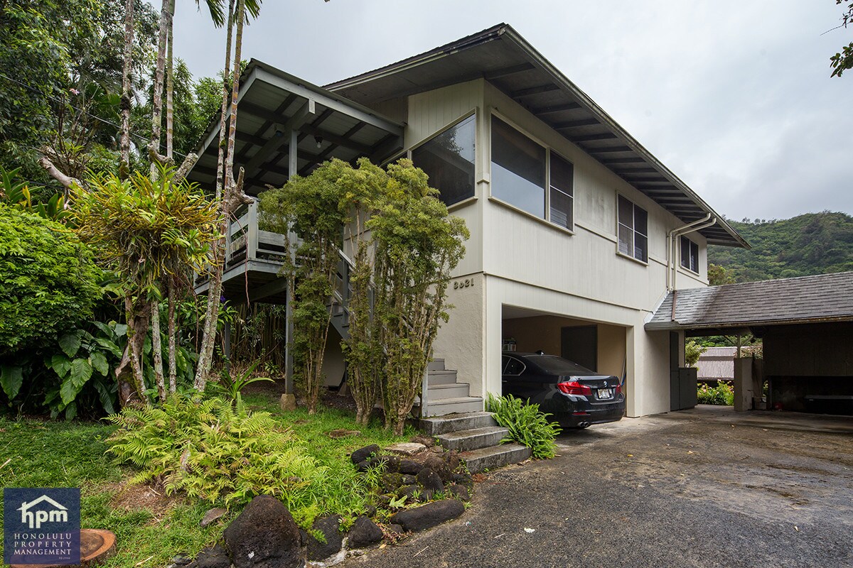 Primary Photo - 3521 Nuuanu Pali Dr