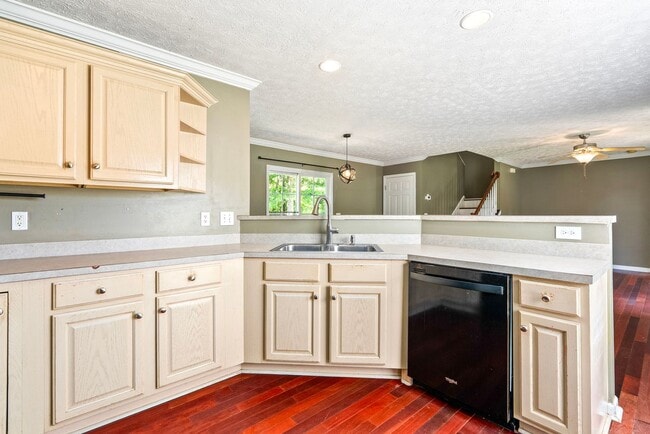 Foto del edificio - 4264 Live Oak Dr