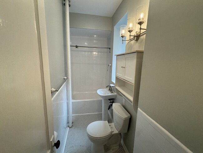 Building Photo - 339 S Huntington Ave