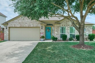 Building Photo - 9940 Yearling Pl