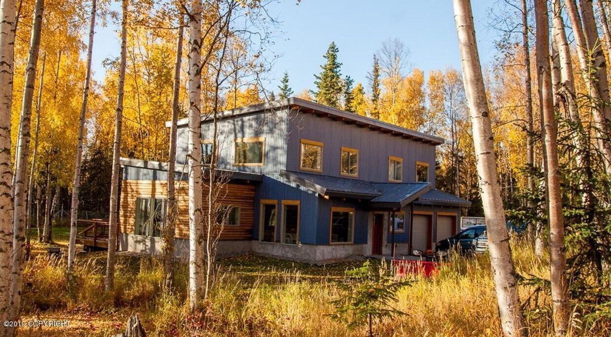 Primary Photo - Gorgeous South Anchorage Corporate Rental