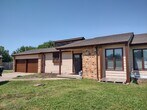 Primary Photo - 3115 N Longfellow Ct