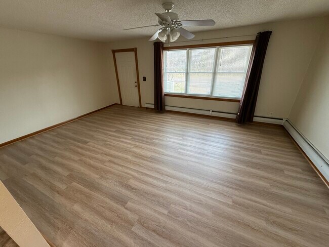 Foto del edificio - 4035 Getchell Rd