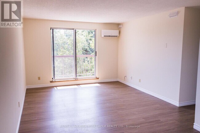 Building Photo - 141-141 Edgehill Dr
