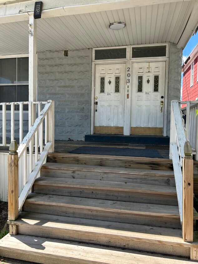 Foto principal - 203 5th Ave
