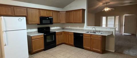 Building Photo - 1912 100th St