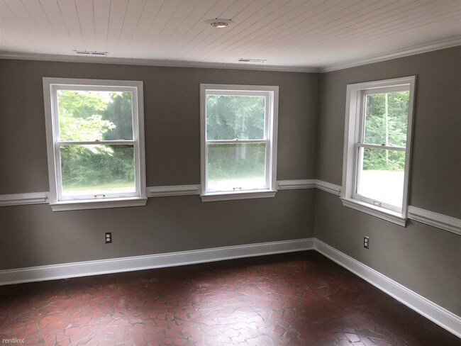 Building Photo - 3 br, 2 bath House - 2100 Villa Drive