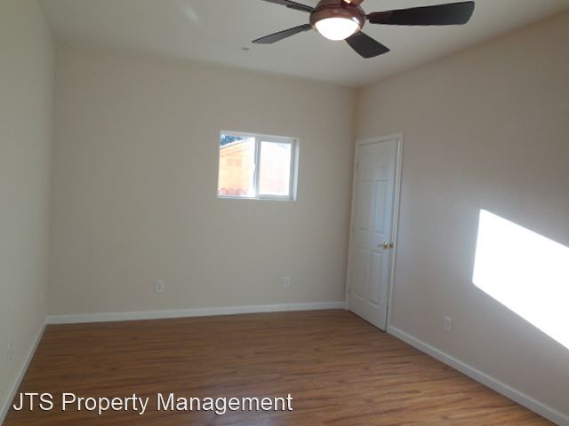 Building Photo - 2 br, 1.5 bath House - 4222 Crestline Ave