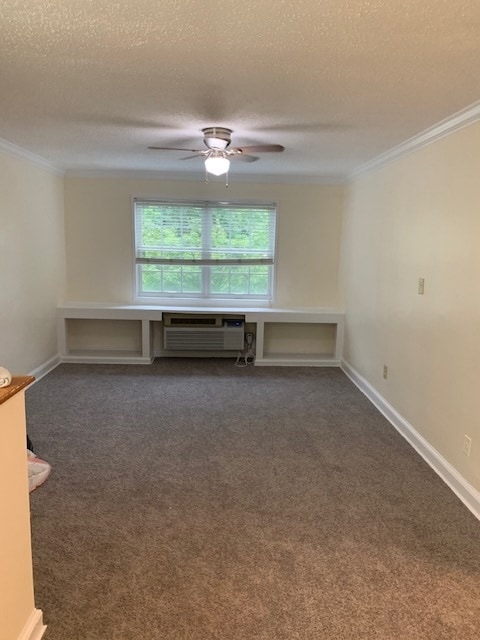 Building Photo - 1732 W Abingdon Dr