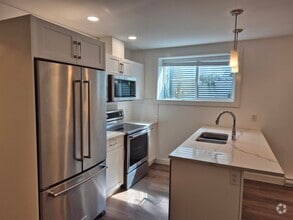 Building Photo - 3334 Trumpeter St