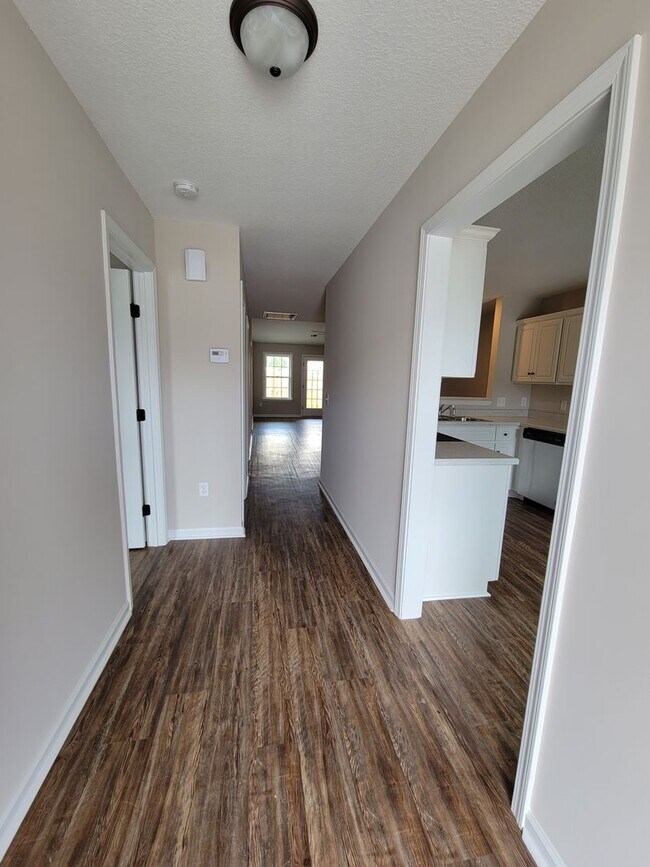Foto del edificio - 431 Andover Dr