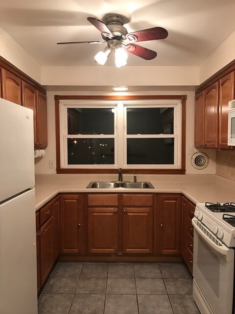 Cocina - 726 Meacham Ave