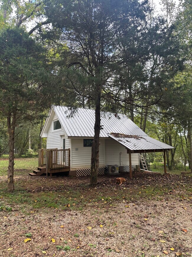 Foto del edificio - 3979 C Rogers Rd
