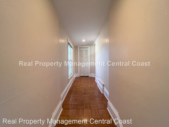 Building Photo - 3 br, 2 bath House - 5835 Bajada Avenue