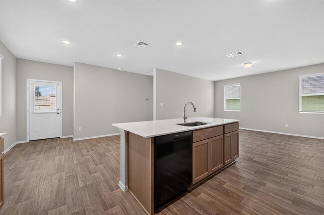 Building Photo - 2704 Towy Rd
