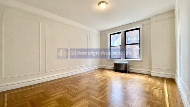 Building Photo - 108 Park Terrace East