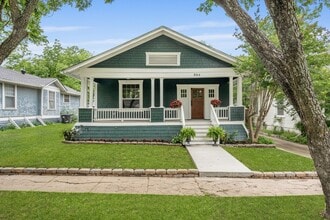 Building Photo - 804 N 7th St