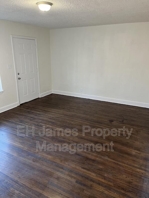 Foto del edificio - 1627 N Denver Ave
