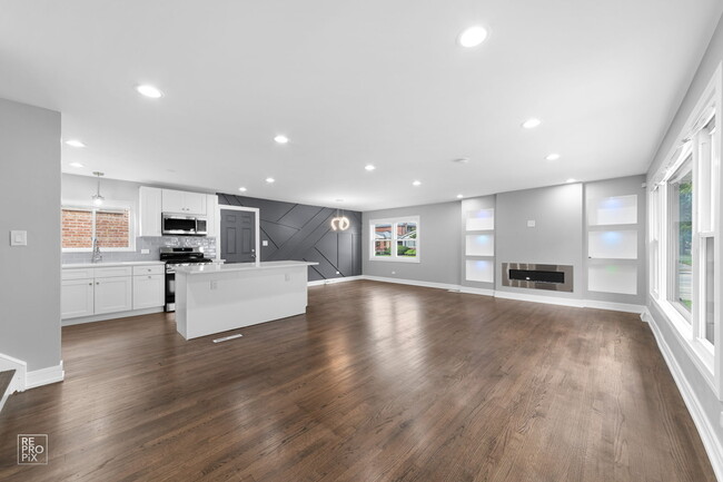 Foto del edificio - 8300 S Prairie Ave