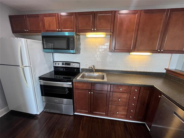 Foto del edificio - 2518 N Fitzhugh Ave