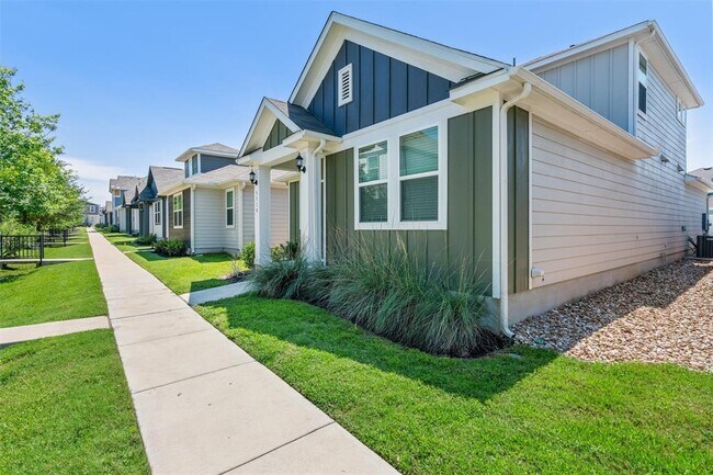 Foto del edificio - 5310 Mulberry Grove Ln