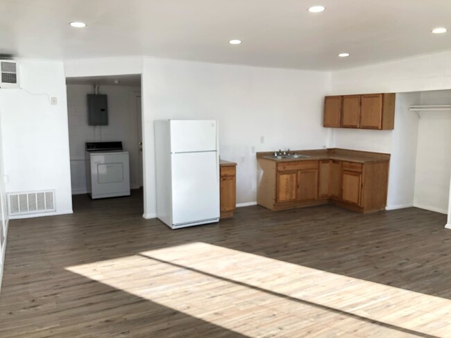 Building Photo - "Affordable Studio Living in the Heart of ...