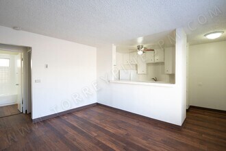 Building Photo - 1550 Hornblend St