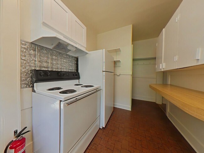 Foto del edificio - $$ ~ SUMMER SPECIAL ~ 2 Weeks Free Rent ~ ...