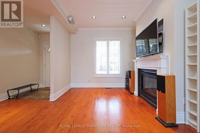 Building Photo - 28 Garnock Ave
