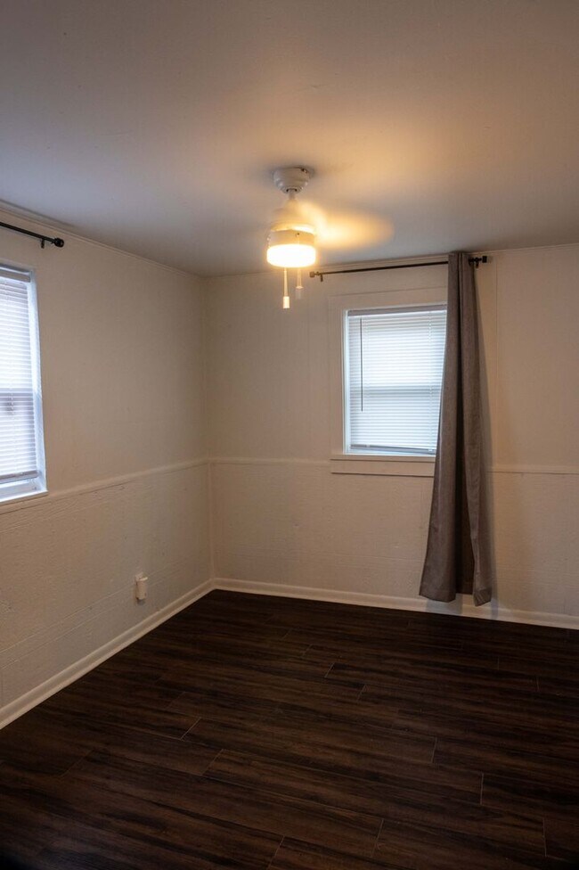 Foto del edificio - 2 Bedroom Home About 1 Mile from IU