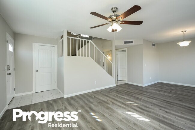 Foto del edificio - 8720 W John Cabot Rd