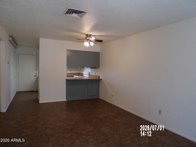 Foto del edificio - 2586 Quirt Cir