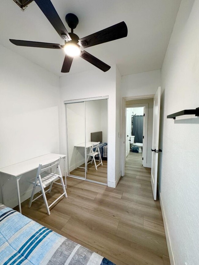 Photo - 1845 E Monroe St Apartment