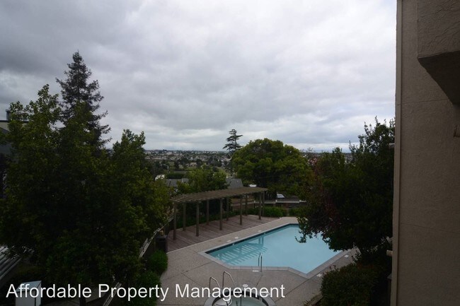 Building Photo - 2 br, 2 bath House - 677 Dartmore Lane #246