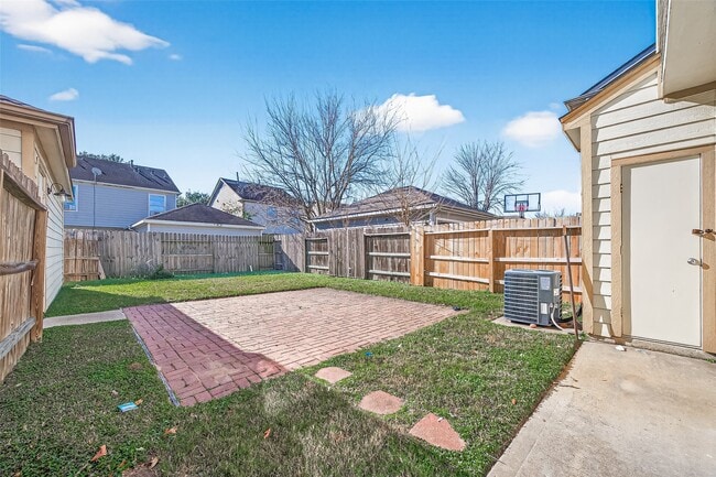 Building Photo - 18743 S Lyford Dr