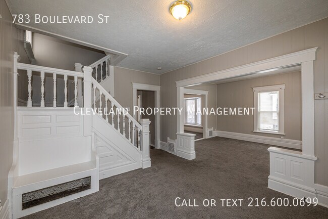 Foto del edificio - 783 Boulevard St