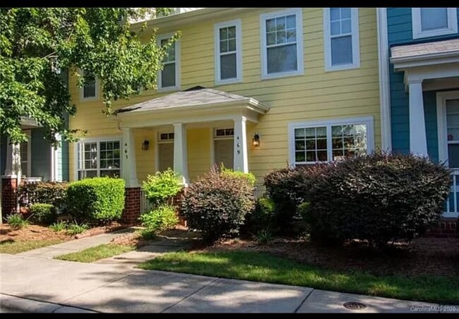 Building Photo - 469 Hurston Cir