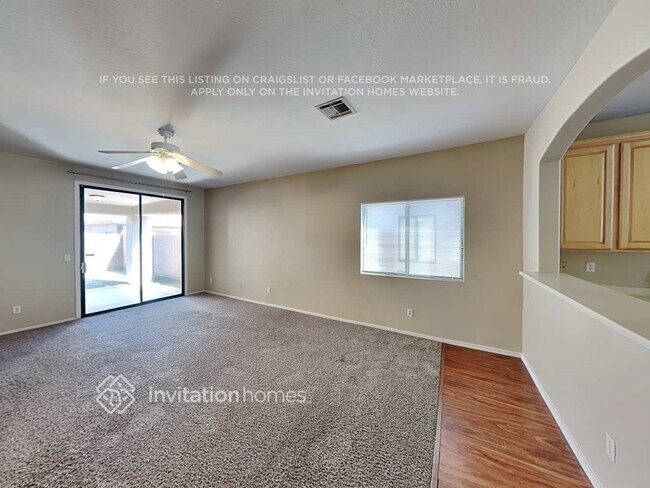 Foto del edificio - 922 W St Kateri Ave