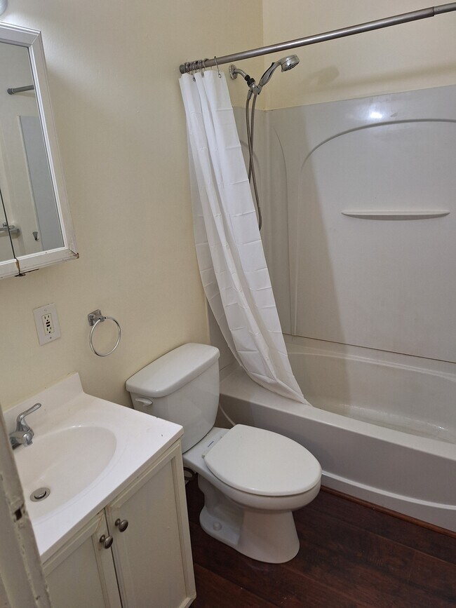 Foto del edificio - 4855 Northland Ave