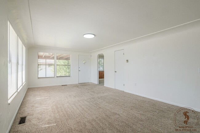 Building Photo - 1313 N 20th St